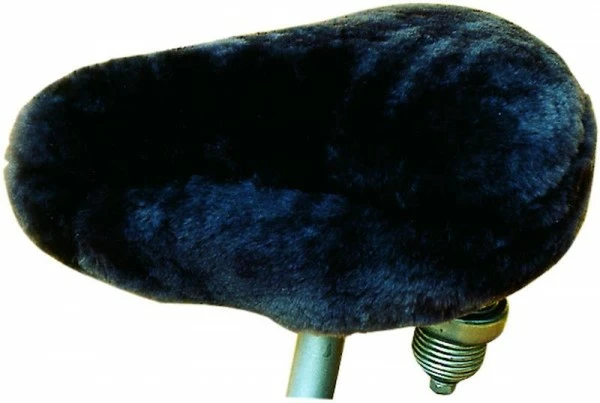 Diverse Satteldecke Lammfell 3 Diverse Satteldecke Lammfell